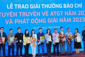 Báo Pháp Luật TP.HCM 'xuất hiện ấn tượng' ở Giải báo chí An toàn giao thông 2022