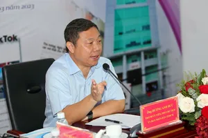 Phó Chủ tịch TP.HCM Dương Anh Đức làm việc với báo Pháp Luật TP.HCM