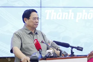 Thủ tướng: Tháo gỡ vướng mắc khi thực hiện Nghị quyết 98 'phải ở tầm cao hơn, mạnh mẽ hơn'