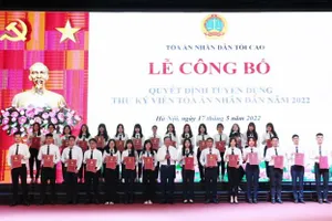 Ngành tòa án có thêm 212 thư ký 