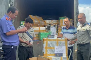 Thi hành án dân sự TP.HCM tiêu hủy vật chứng trong hai vụ án hình sự