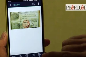 Số hóa giấy tờ quan trọng bằng smartphone