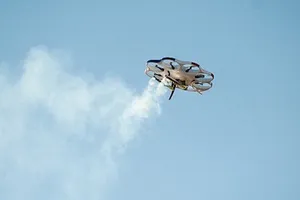 Máy bay không người lái có khả năng tạo mưa