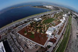 Facebook và Google sẽ sớm bị nhấn chìm bởi nước biển