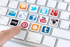 Giải pháp đưa mạng xã hội hoạt động đúng luật tại Việt Nam