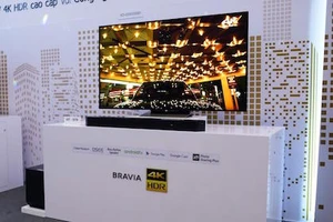 Sửa lỗi tivi LCD bị chớp màn hình khi bật tắt đèn