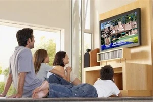 Quảng cáo trực tuyến bất ngờ 'áp đảo' truyền hình