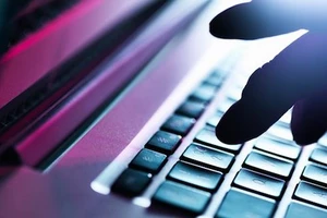 Cẩn trọng với các thiết bị camera Trung Quốc