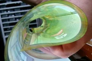 iPhone sắp tới sẽ sử dụng màn hình có thể gấp cong