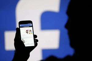 Người dùng hoang mang vì Facebook bị lỗi