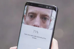 Bảo mật trên Galaxy S8 bị hack dễ dàng bằng bức ảnh