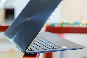 Đánh giá nhanh laptop siêu mỏng Asus Zenbook 3 Deluxe