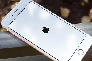 Đoạn tin nhắn khiến iPhone tê liệt