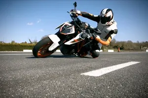 Công nghệ mới giúp tránh va chạm khi đi mô tô