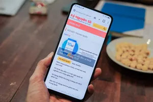 Trên tay nhanh Vivo NEX với cụm camera độc đáo