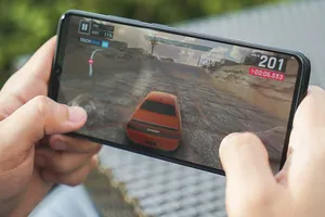 Đánh giá nhanh Vivo V11i: Thiết kế đẹp, pin ‘trâu’