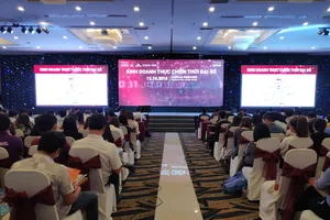 Sự kiện 'Kinh doanh thực chiến thời đại số' hút người tham dự