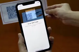 Nhà mạng chính thức cung cấp eSIM