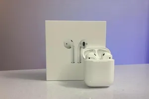 AirPods 2 bất ngờ xuất hiện tại VN với giá 4,2 triệu đồng
