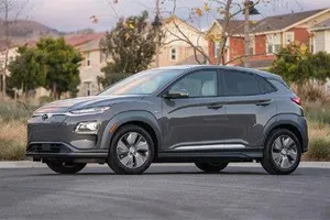 Huyndai hé lộ về mẫu xe điện Kona chạy 500 km một lần sạc