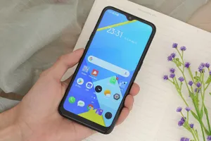 Ba mẫu điện thoại giảm giá 2 triệu đồng đầu tuần