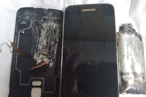 Điện thoại Samsung bất ngờ phát nổ khiến nạn nhân bị bỏng