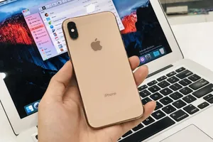 Nhiều mẫu điện thoại iPhone, Samsung giảm giá 6 triệu đồng