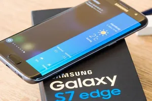 Samsung Galaxy S7 Edge bất ngờ phát nổ