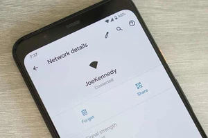 Cách chia sẻ WiFi cho người khác bằng điện thoại 