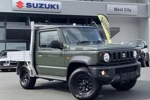Suzuki Jimny độ bán tải nhỏ gọn giá bán hơn nửa tỉ đồng