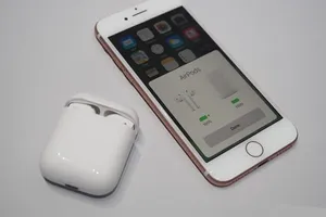 Vì sao AirPods không sạc được đầy pin?