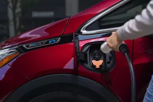 General Motors thu hồi hơn 68.000 chiếc Chevy Bolt do cháy pin