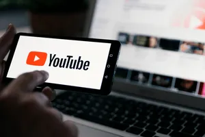 Cách chặn quảng cáo '3 đời nhà tôi...' trên YouTube