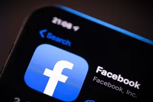 Cách chuyển bài viết, hình ảnh trên Facebook sang Google