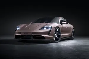 Mẫu ô tô điện siêu sang bị thu hồi hàng loạt