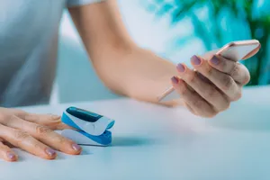 Mất tiền oan uổng vì máy đo SpO2 giá rẻ