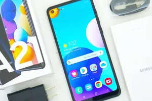 Điện thoại Samsung bất ngờ bốc cháy trên máy bay