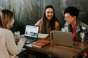 Cách chuyển dữ liệu từ điện thoại sang máy tính siêu nhanh