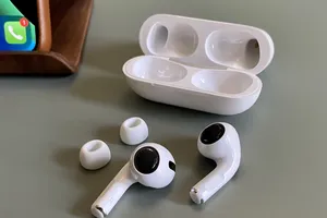 AirPods Pro bất ngờ giảm giá chỉ còn 4,7 triệu đồng