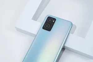 Lộ diện mẫu smartphone dưới 6 triệu, sạc nhanh 33 W