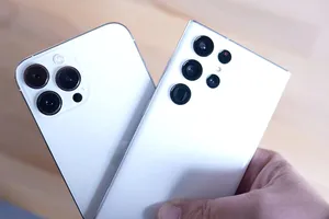 iPhone 13 Pro Max và Galaxy S22 Ultra đọ camera, ai chiến thắng?