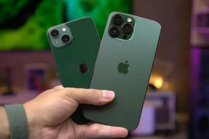 iPhone 13 series màu xanh lục lộ mức giá khi về VN