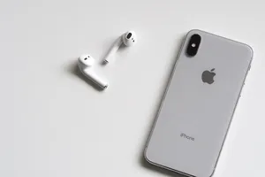 Cần làm gì khi AirPods bị vô nước?