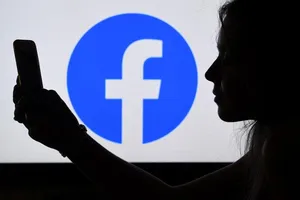 Facebook bị lỗi News Feed, người dùng than trời