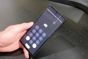 Lỗ hổng mới cho phép tin tặc vượt qua màn hình khóa điện thoại