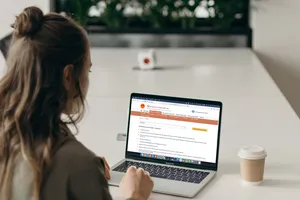 Bỏ sổ hộ khẩu, người dân đăng ký thường trú, tạm trú từ xa ra sao?