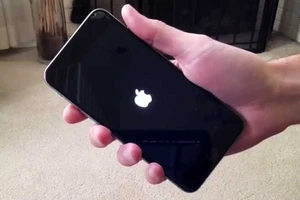 4 cách khắc phục iPhone bị treo logo