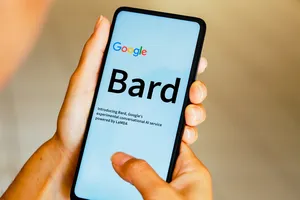 4 cách tận dụng Google Bard, ChatGPT để tăng thu nhập