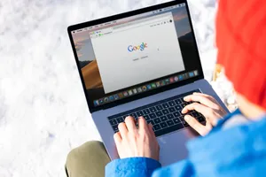 Cách xóa nội dung khiêu dâm trả thù khỏi Google tìm kiếm
