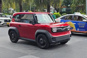 VinFast bàn giao những chiếc xe VF 3 đầu tiên cho khách hàng